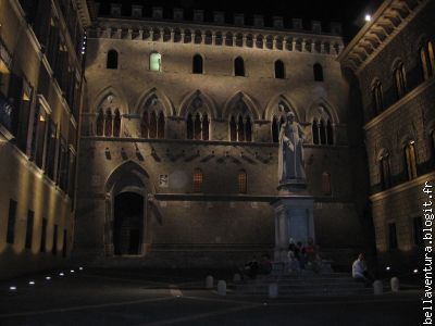 Sienne la nuit