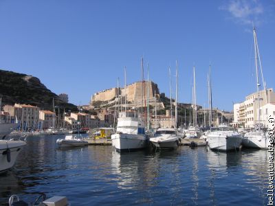 La citadelle vue du port de plaisance