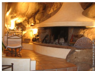 Notre table au restaurant "Marina" près du foyer